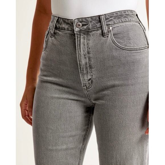 NWT Abercrombie & Fitch Curve Love High Rise Mom Jean Grey Size 25 Regular - Picture 3 of 12